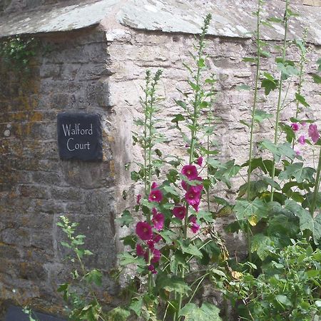 Walford Court Bed & Breakfast Leintwardine Exterior foto