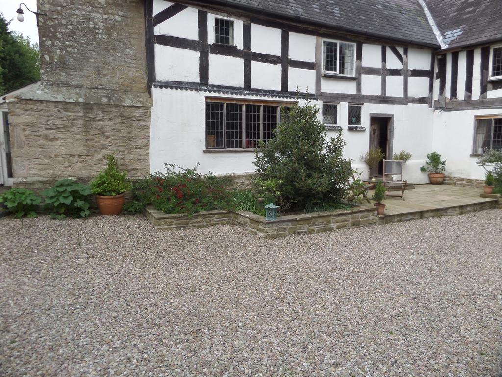 Walford Court Bed & Breakfast Leintwardine Exterior foto